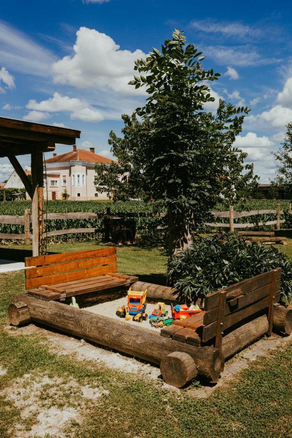 Treehouse Drevesna Hiska Strkovo Gnezdo Ranc Jures Hotel Ljutomer Exterior foto
